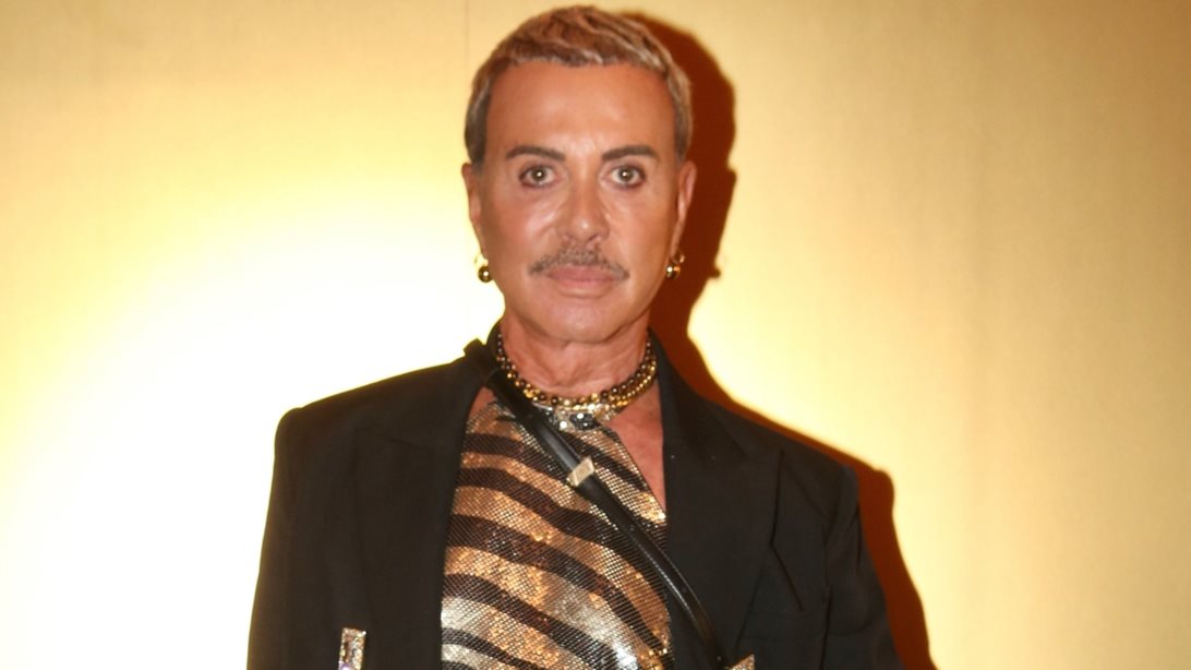 Ο Λάκης Γαβαλάς τρόλαρε τον Γιώργο Σαμπάνη κάνοντας πρόταση γάμου στην Άντζελα Δημητρίου