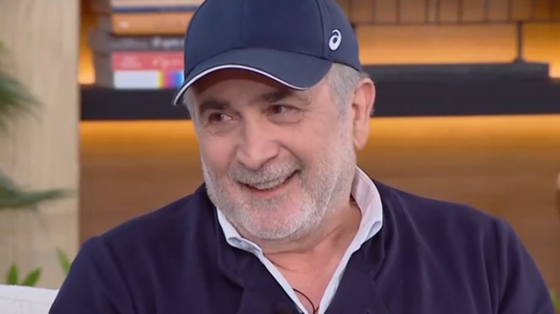 Έκπληκτος ο Λάκης Λαζόπουλος με το πρόσωπο που εισέβαλε στο πλατό του "Buongiorno"