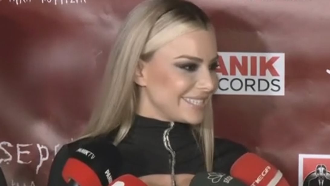 Σε αμηχανία η Ζόζεφιν με ερώτηση για τα προσωπικά της μετά τον χωρισμό της από το Νίνο