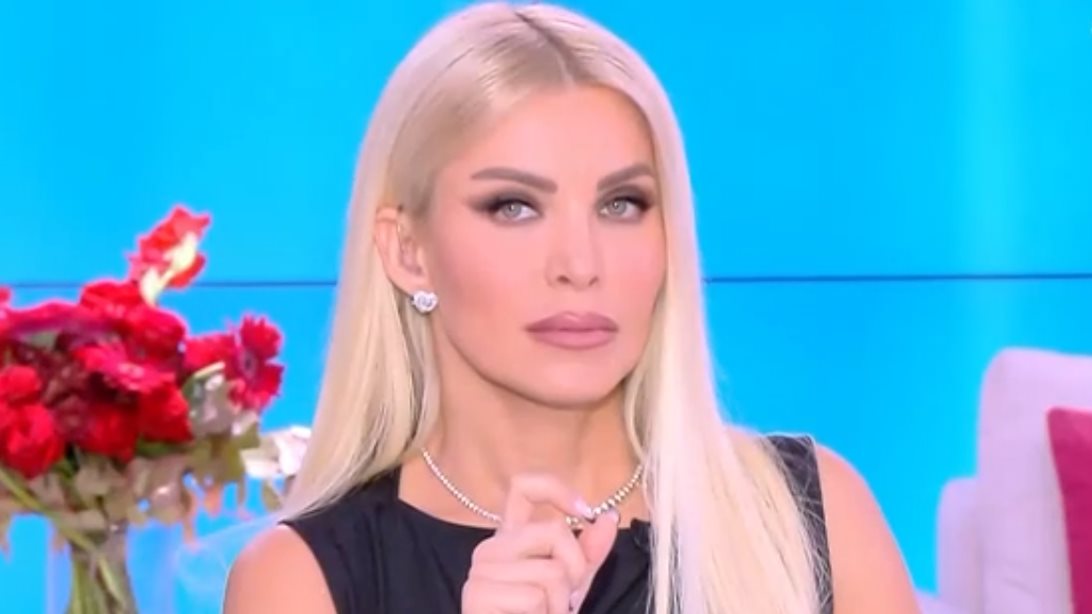 Κατερίνα Καινούργιου: "Έχω γυρίσει σπίτι και έχω κλάψει πολλές φορές με σχόλια για την εμφάνισή μου"