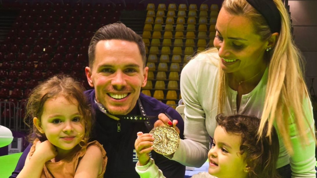 Οι πρώτες δηλώσεις της Βασιλικής Μιλλούση μετά τη νίκη του Λευτέρη Πετρούνια: Του φώναξα "κάν’το για τα κορίτσια μας"