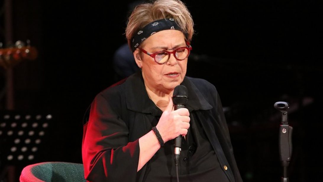 Σάλος με τη Δήμητρα Γαλάνη: Οι κατηγορίες ότι εμπόδισε συσσίτιο &amp; η απάντησή της