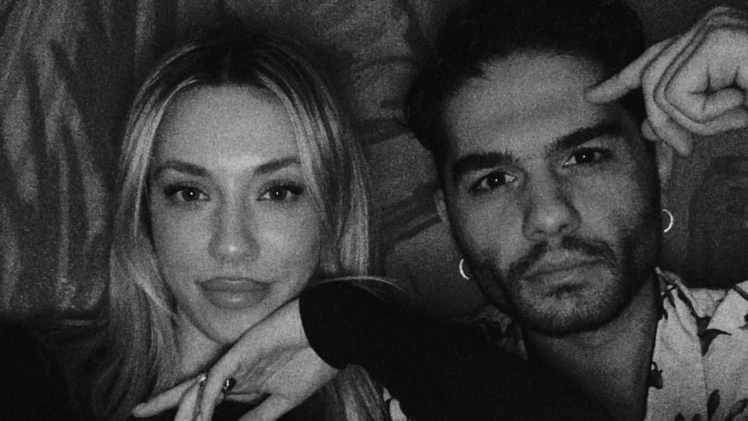 Η Γαρυφαλλιά Καληφώνη στη συναυλία του Χρήστου Μάστορα μαζί με τις κόρες του Λευτέρη Πετρούνια