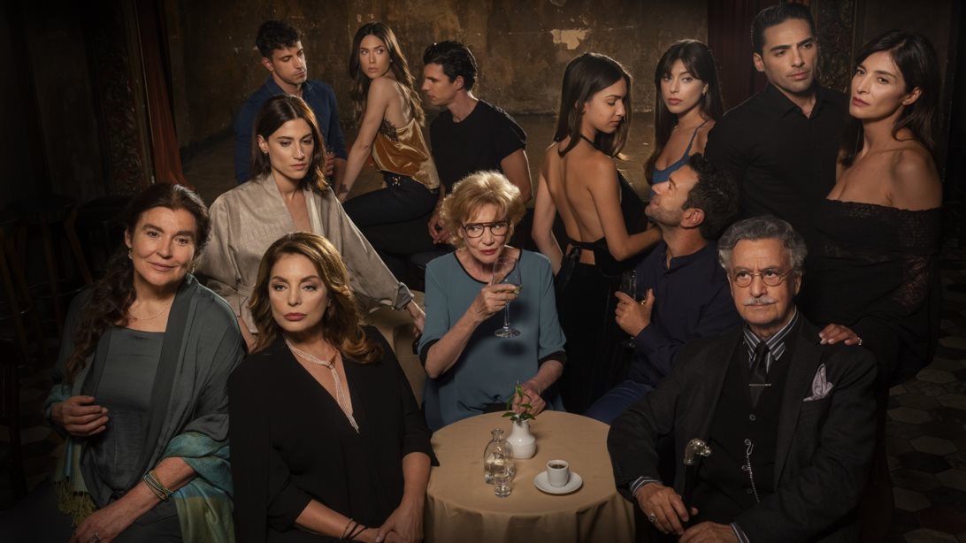 Η γη της Ελιάς | Ο Λυκούργος αποφασίζει να πάρει διαζύγιο από τη Χάιδω - Τα πάντα για τα επεισόδια της εβδομάδας