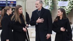 Felipe &amp; Letizia της Ισπανιας | Για ποιον λογο αποχωρουν αιφνιδιαστικα απο την Αθηνα;