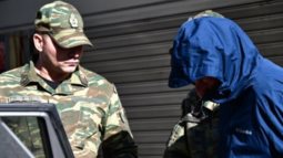 Ο κατασκοπος σμηναρχος ηταν "ηπιων τονων, σαν να ηθελε να περασει απαρατηρητος" - Αποκαλυπτικη μαρτυρια