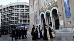 Πριγκιπισσα Ειρηνη: Λαικο προσκυνημα στο παρεκκλησι της Μητροπολης - Στο Τατοι η ταφη της [εικονες - βιντεο]