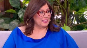 Η Σμαρω Σωτηρακη αναλυει στην "Ελενη" τις αστρολογικες προβλεψεις για τον Αυγουστο