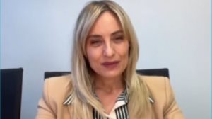 Ελεονωρα Μελετη: "Μερικες γυναικες εχουν αποφασισει να σιωπησουν μπροστα στη δηλωση της Καρυστιανου"