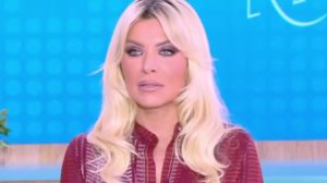 Κατερινα Καινουργιου: Δεν μου αρεσει, &quot;χτυπας&quot; τη γυναικα του