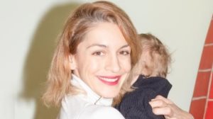 H Γιουλικα Σκαφιδα αποκαλυπτει τον λογο που νιωθει ενοχικα ως μητερα: "Αραγε συνηθιζεται ποτε;"