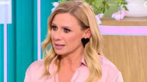 Η Κατερινα Καραβατου μιλα για τα προσωπικα της: "Παρολο που ηθελα ολα αυτα τα χρονια, πηγα πισω"