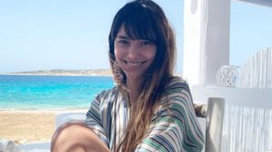 Ηλιανα Παπαγεωργιου 
: Με νεο hair look! Θα ειναι αυτο που θα εχει και στην εκπομπη της;
