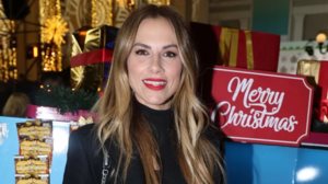 H Ντορεττα Παπαδημητριου γιορταζει τον 21χρονο γιο της, Διονυση: "Σε θαυμαζω"