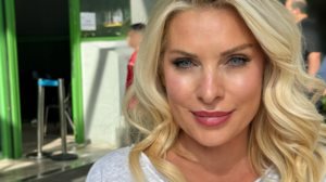 Ελενη Μενεγακη: &quot;Φροντιζω παντα πριν τα γενεθλια μου να κανω τις εξετασεις μου&quot;