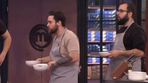 Αυτογκολ στο MasterChef - Οι κριτες δε δεχτηκαν το πιατο της γκρι μπριγαδας