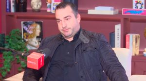 Χαρης Βαφειας: "Δεν μου αρεσει καθολου η επιδειξη - Οταν χρωστας στις τραπεζες αρχιζουν τα χοντρα προβληματα"