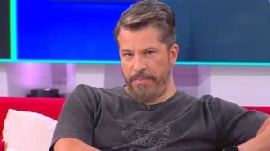 Χαρης Βαρθακουρης: Αυτος ηταν ο πρωτος καλεσμενος στην εκπομπη της Μαλεσκου! Πως ενιωσε οταν δακρυσε ο Μικρουτσικος;