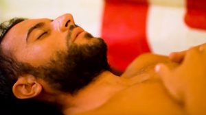 Survivor | Κατερρευσε ο Αποστολος πριν τον αγωνα και μεταφερθηκε στο νοσοκομειο