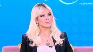 Κατερινα Καινουργιου: &quot;Ετοιμαζω κατι καινουργιο τωρα. Ειμαι σε συζητησεις&quot;