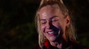 Η Ρουλα Γιαννιωτη ενεδωσε στον πρωτο πειρασμο του Tempting Fortune - Αφαιρεσε ποσο απο το τελικο επαθλο