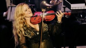 Η Ευανθια Ρεμπουτσικα ερχεται στο Θεατρο Παλλας και "Η Νυχτα Χορευει Βαλς"