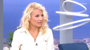 Καταπελτης η Φαιη Σκορδα για την &quot;Αυτοψια&quot; του Αντωνη Σροιτερ στις φυλακες Τριπολης - &quot;Αυτα τα καναμε στα μεσημεριανα πολλα χρονια&quot;