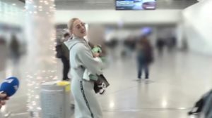 Ο συντροφος της Ιωαννας Τουνη αγκαλια με τον μικρο Παρη (Βιντεο) - "Δεν θα ειναι χαρουμενος ο Αλεξανδρου"