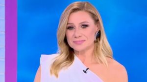 Αμηχανια στον αερα του &quot;Καλοκαιρι Παρεα&quot; - &quot;Τι της λες ρε μ@λ@κα;&quot;