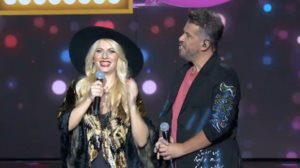 J2US | Απο το σπιτι του Big Brother... μαζι στη σκηνη η Αννα-Μαρια Ψυχαρακη και ο Χαρης Βαρθακουρης