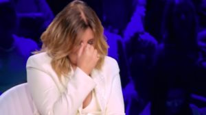 "Λυγισε" η Ναταλια Γερμανου στο δικο της Secret Song - Τα προσωπα εκπληξη &amp; η σπανια εμφανιση της μαμας της