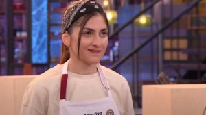 MasterChef | Η Χριστινα επεστρεψε στο διαγωνισμο και παραιτηθηκε απο την αρχηγια της μπριγαδας της