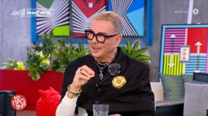 Ο Λακης Γαβαλας αφησε αφωνο το "Πρωινο" - "Θα σχεδιασω ταφοπλακες"