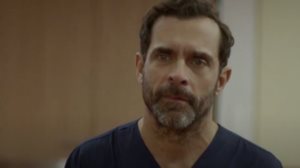 &quot;Ο Γιατρος&quot; επιστρεφει στον Alpha με το πιο αποκαλυπτικο trailer!