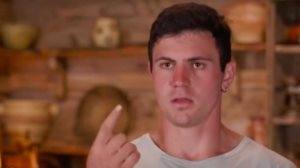 Φαρμα | Βγηκαν τα μαχαιρια αναμεσα σε Νικο και Φιλιππο: &quot;Ρε μου ζαλιζετε τα α@@ια καθε μερα&quot;