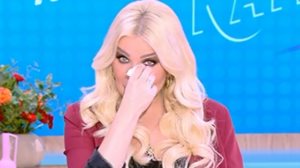 Συγκινηθηκε on air η Κατερινα Καινουργιου: "Σου φαινονται ολα τοσο μικρα και λιγα"
