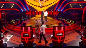 Απροοπτο στον τελικο του The Voice: "Τι ειναι αυτο;"