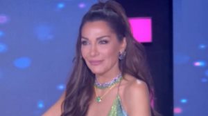 J2US | Η επικη ατακα της Δεσποινας Βανδη: "Εισαι η κατσαριδα ολων των show"