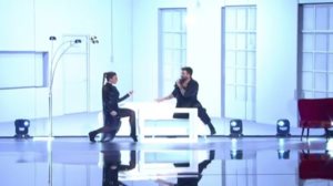 J2US | Η εμφανιση της Κελλυς Κελεκιδου &amp; του Δημητρη Αλεξανδρου - Το επικο σχολιο της Δεσποινας Βανδη