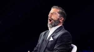 Λυγισε ο Θανασης Βισκαδουρακης στο "The Secret Song" | Η εκπληξη του γιου του