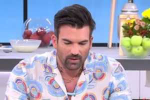 Ο εκνευρισμός της Κατερίνας Καινούργιου για τα αρνητικά σχόλια σε Βανδή - Μπισμπίκη: "Ρε πάτε καλά;"