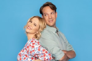 Η Νάντια Μπουλέ άκρως ανανεωμένη πριν τη μεγάλη πρεμιέρα του "Dot"! Δες το νέο της look