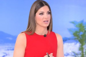 Σίσσυ Χρηστίδου: "Παίρνουν τα φώτα επάνω τους οι παρουσιαστές να πουν τη δική τους τη γνωμούλα"