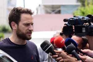 Γλυκά Νερά: Τα συγκινητικά μηνύματα της ελληνικής showbiz μετά την ομολογία του 32χρονου πιλότου