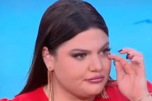 Δανάη Μπάρκα: Θυμάμαι που του έλεγα "βάλε με να παίξω σε ένα σήριαλ" - εικόνα 2