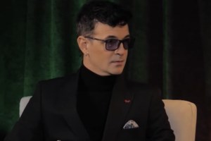 Η αλλαγή στην εξωτερική εμφάνιση του Νίνο μετά τον χωρισμό του από τη Ζόζεφιν - Φωτογραφία - εικόνα 2