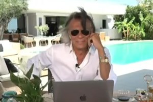 Ο Νίκος Μουρατίδης "κατακεραυνώνει" τους νέους τραγουδιστές: "Σήμερα μετράει το λουκ – Θα έχουμε τους stars του TikTok και του Instagram"