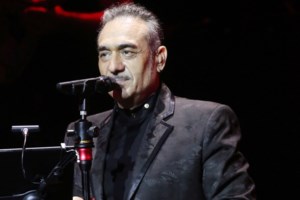 Νίκος Συρίγος για Νότη Σφακιανάκη: "Ξέρετε πολύ καλά τι έχει συμβεί, αυτό που του κάνατε είναι αισχρό και χυδαίο"