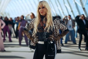 Το επικό σχόλιο του Κώστα Φραγκολιά για την εμφάνιση της Άννας Βίσση - εικόνα 2