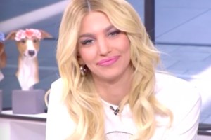 Η Κατερίνα Καινούργιου αντέδρασε βλέποντας τα πλάνα στον αέρα της εκπομπής της - εικόνα 2